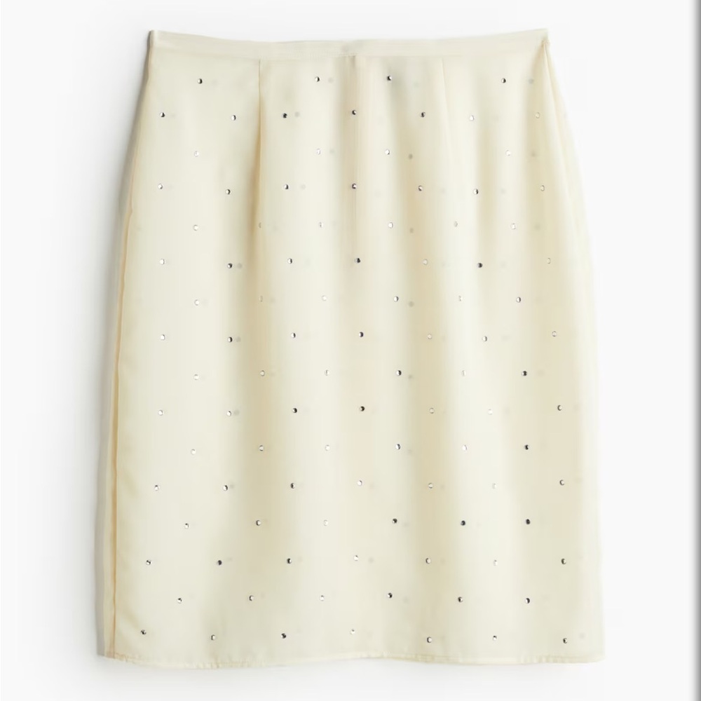 H&M Sz M Elegant Cream Skirt with Rhinestone Embellishments NWT